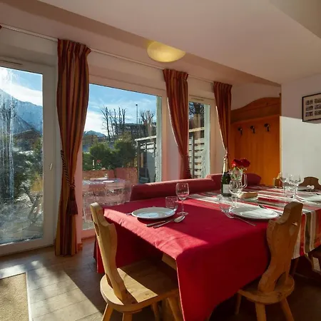 Sleeps 4 T684383